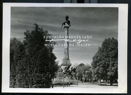 Rotunda da Boavista. Monumento